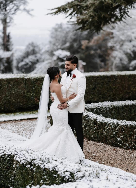 Last Minute Winter Wedding Bride and Groom Outside in the snow