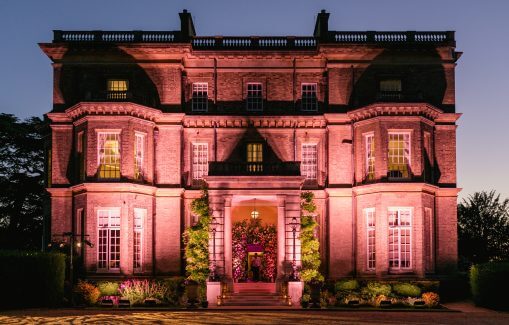 The beautiful Hedsor House Luxury Wedd Venue, available for whirlwind weddings